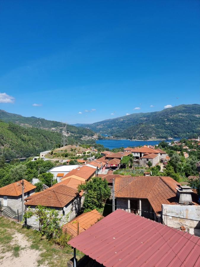 Alojamento Casa Da Eira Герес Экстерьер фото